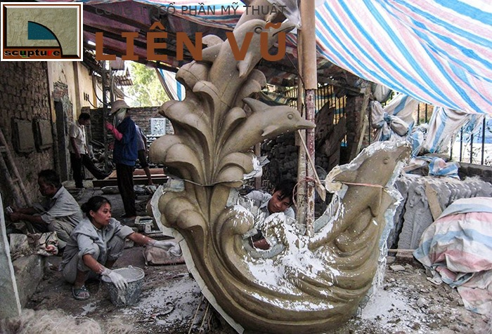 Các sản phẩm điêu khắc composite được sản xuất bằng phương pháp đúc khuôn