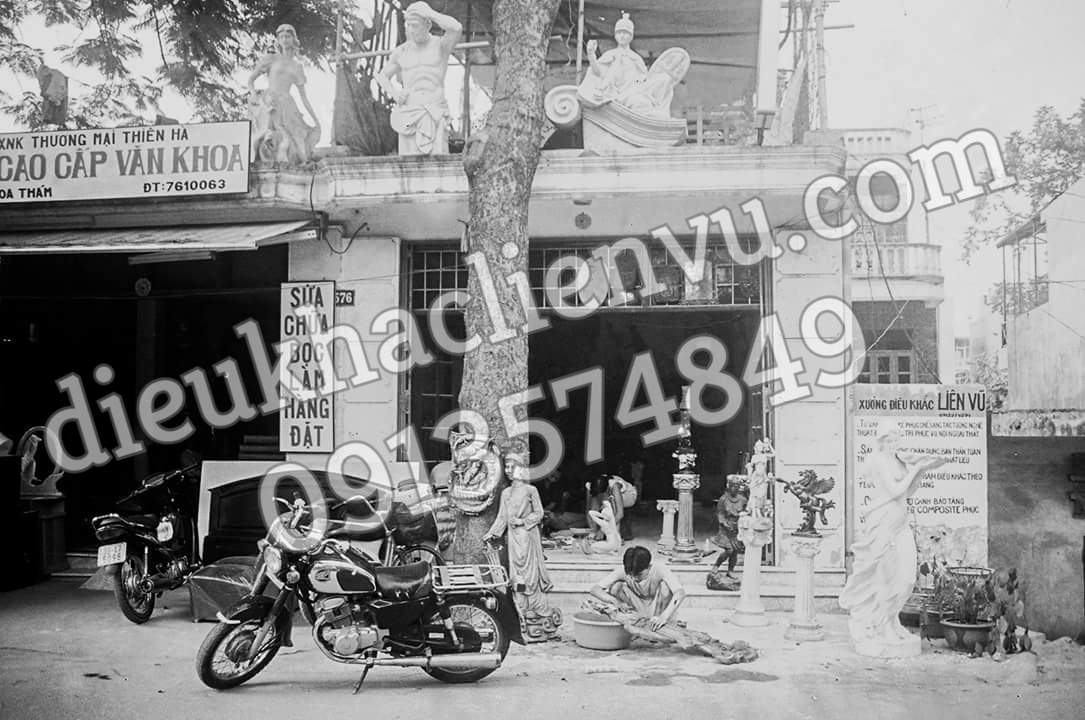 Cửa hàng từ năm 2001