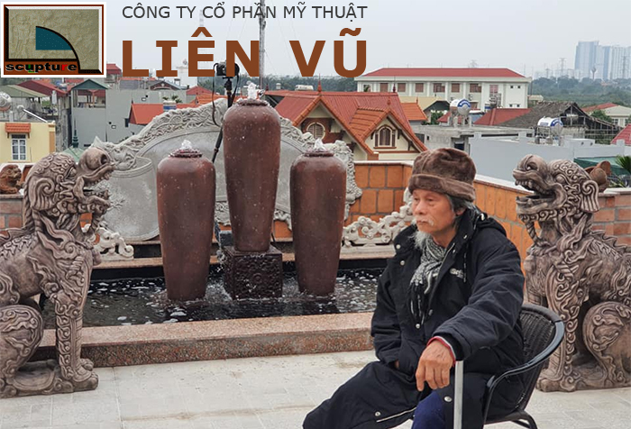 Đài phun nước bằng bình gốm