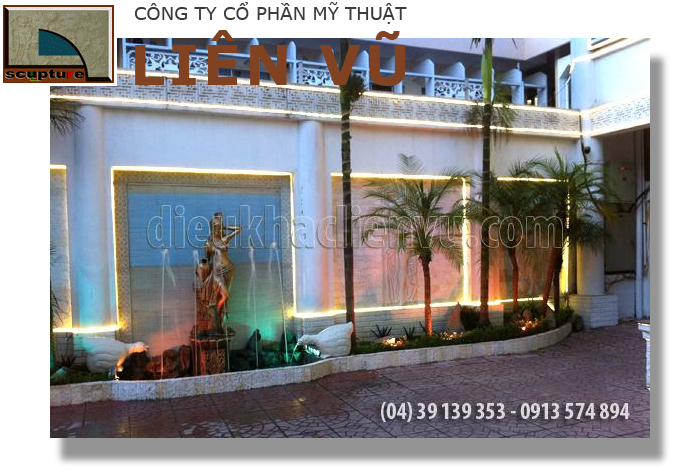 Đài phun nước sân vườn kết hợp đèn màu