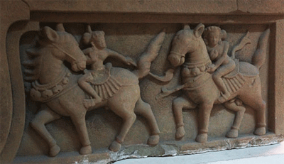 điêu khắc ngựa đá