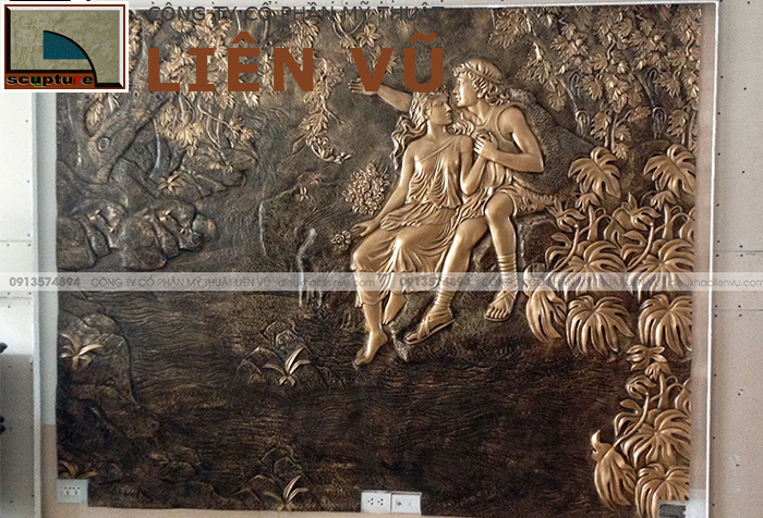 Phù điêu châu Âu chủ đề tình yêu đôi lứa