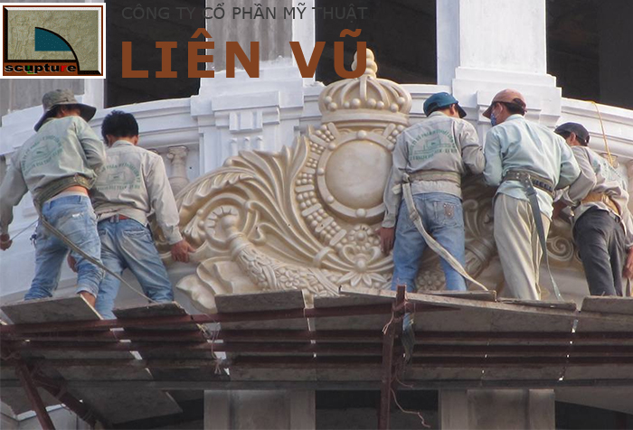Phù điêu composite trang trí mái vòm tòa nhà
