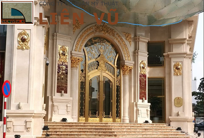 Phù điêu điêu khắc phong cách châu Âu trang trí mặt tiền nhà