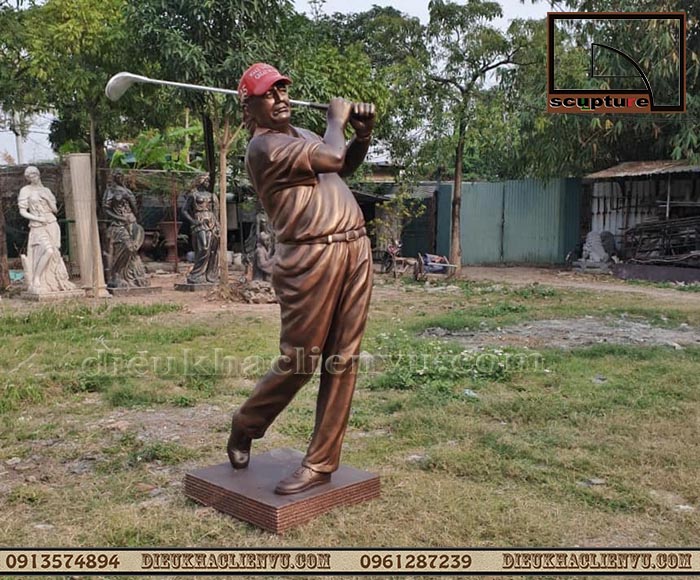 tac-pham-dieu-khac-nghe-thuat-doc-dao-ngay-tren-duong-pho