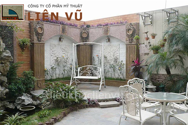 Tạo hình phù điêu hoa lá trong tiểu cảnh sân vườn