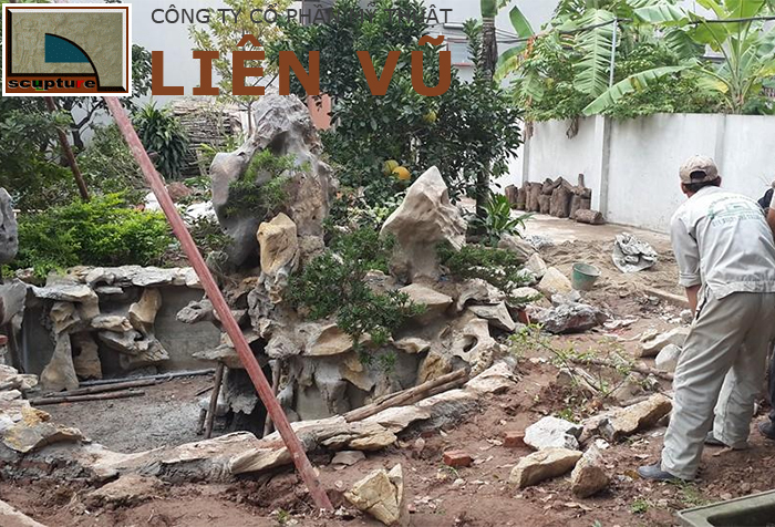 Thi công tiểu cảnh hòn non bộ trong khuôn viên sân vườn