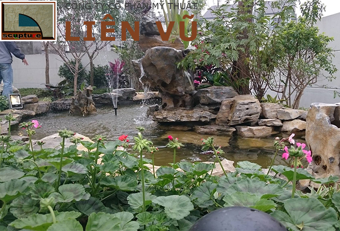 Tiểu cảnh đài phun nước sân vườn non bộ