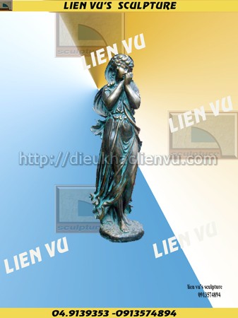 bức tượng cô gái nga