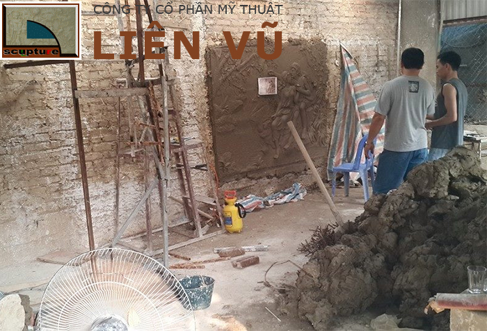 Xưởng điêu khắc của công ty Cổ phần Mỹ thuật Liên Vũ