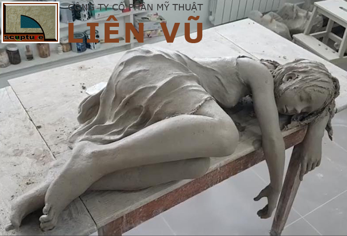 Xưởng điêu khắc tượng composite của Liên Vũ