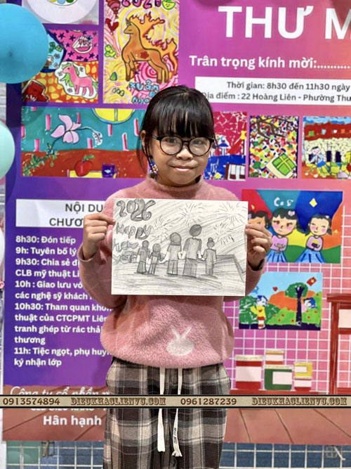 Hình ảnh tranh "Tết Sum Vầy" của các họa sĩ nhí 14