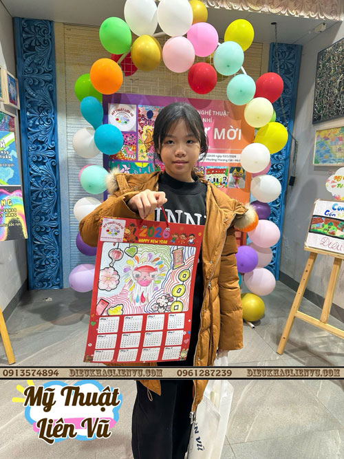 Họa sỹ nh&iacute;  bắt tay v&agrave;o s&aacute;ng tạo Lịch tết 2026 11