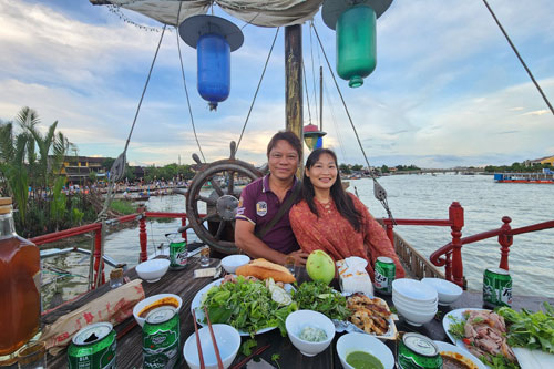 Công ty CP mỹ thuật Liên Vũ chúc mừng ngày doanh nhân