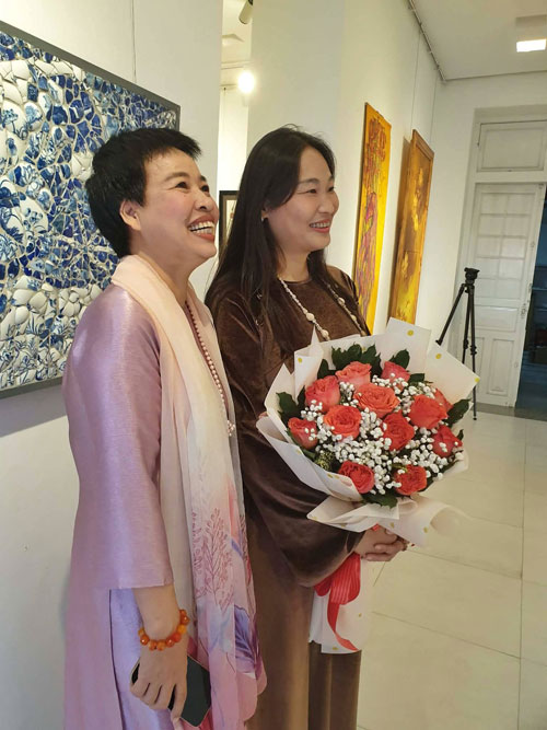 C&aacute;c nghệ sĩ tại Triển l&atilde;m mỹ thuật 'Ngựa với sắc xu&acirc;n B&iacute;nh Ngọ 2026'