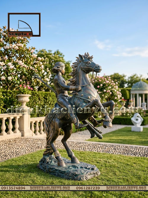 Tượng Thánh Gióng