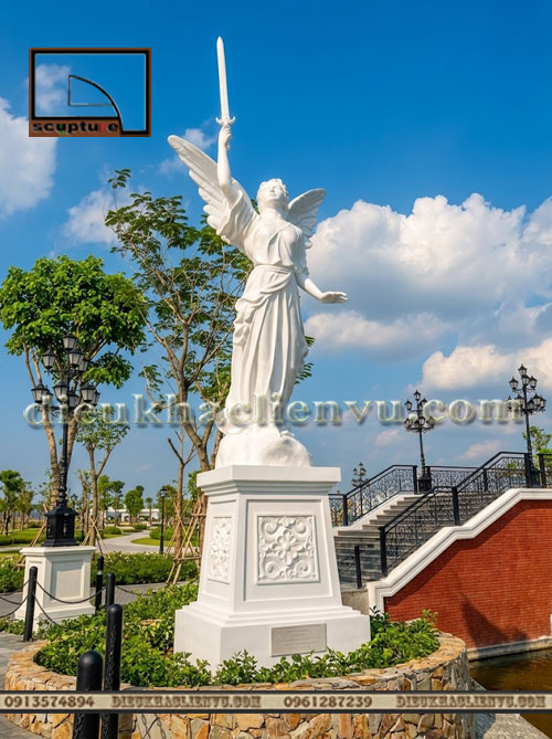 Tượng nữ thần Nike