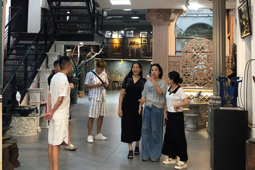 Tất cả với niềm đam mê Nghề và hiếu khách của tập thể Công ty Liên Vũ