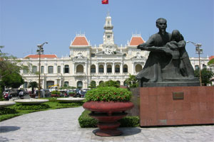 Điêu khắc ngoài trời và không gian văn hóa cộng đồng