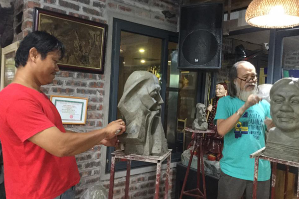 Một vài tác phẩm tại Trại sáng tác Điêu Khắc Liên Vũ