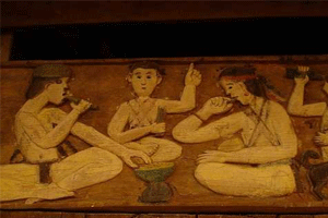 Nghệ thuật khắc phù điêu trên gỗ của người Cơ Tu