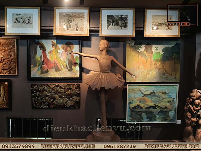 Siêu thị điêu khắc tượng cô gái đẹp