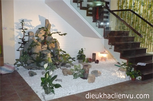 Trang trí gầm cầu thang