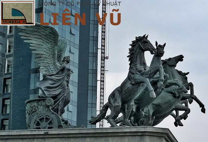 Ứng dụng composite trong nền điêu khắc thế giới và Việt Nam