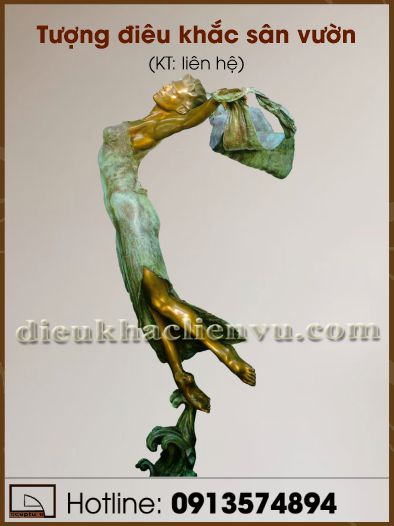 Tượng cô gái đang múa