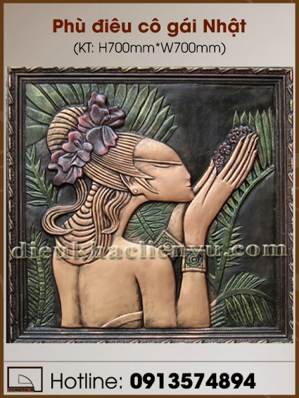 Phù điêu cô gái Nhật